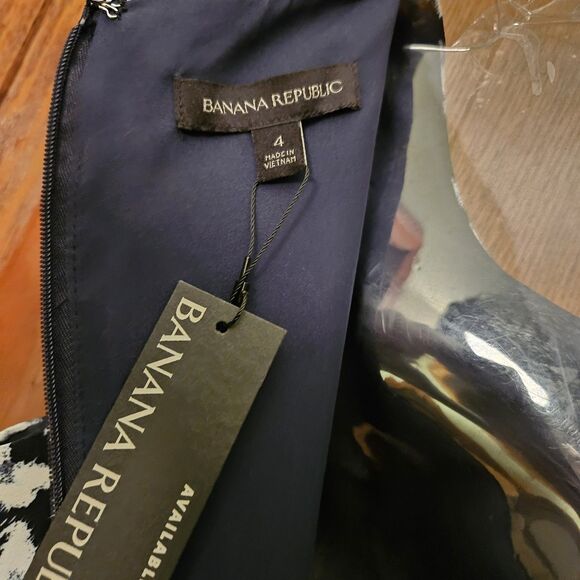 Banana Republic Geo Print Midi Dress Size 4 Sleeveless Navy & White Flare NWT - Picture 5 of 10